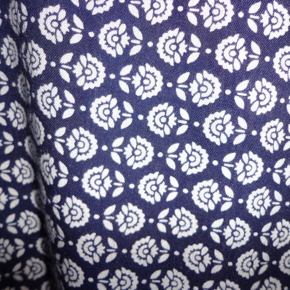 Fashion Fuse A-Line Sundress S Sleeveless Button Closure Floral Navy/White Pocke - Picture 8 of 13